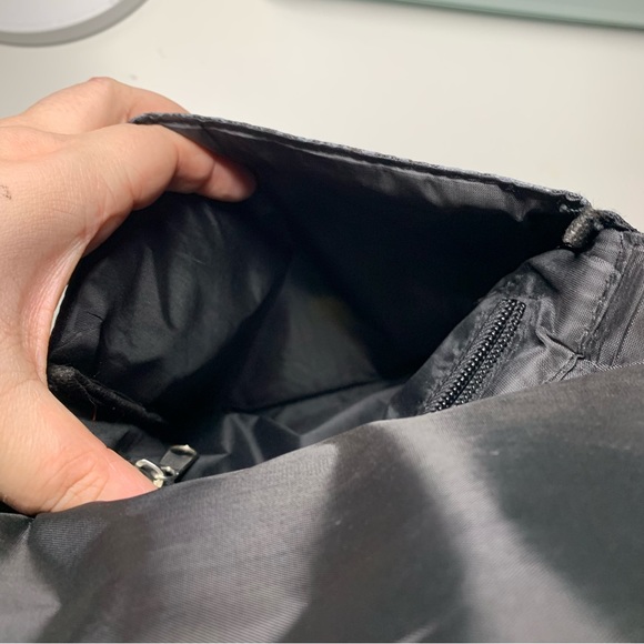 Monster High Girls Black Sparkly
Crossbody Shoulder Bag Purse/W
Pockets New - Picture 5 of 9